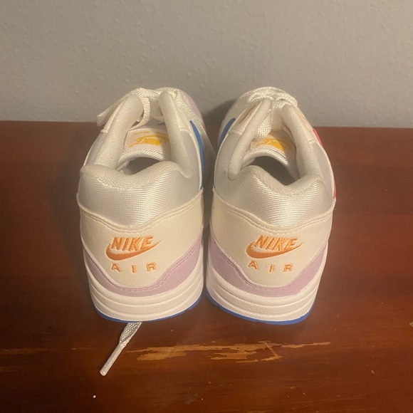 Nike White and Blue Athletic Shoes Air Max 1 Nike women sz 11 fits men size 9.5 - Picture 5 of 7